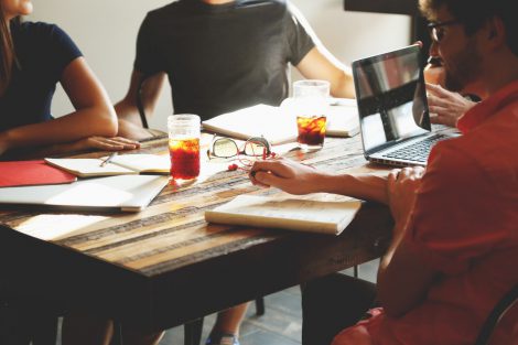 Espaço de trabalho colaborativo: confira 15 vantagens