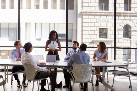 Conheça as 7 salas de reunião mais bonitas do mundo