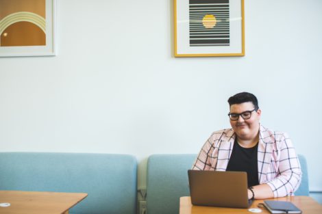 25 frases motivacionais para equipes remotas que vão inspirar sua empresa