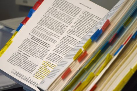 Manual do funcionário: o que é e como fazer o da sua empresa