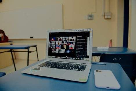 Veja como o aprendizado online desenvolve skills de liderança